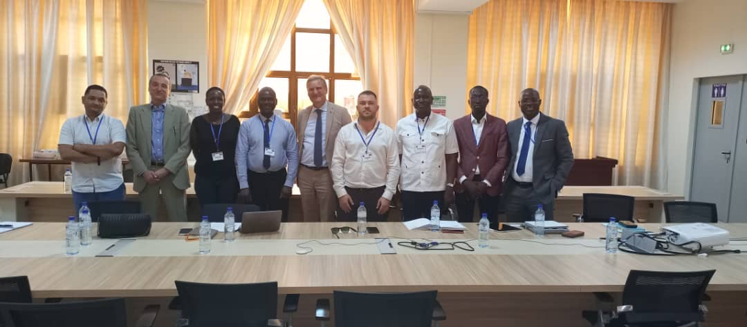 Présentation du bureau exécutif le 20 Mars 2023 à son excellence Monsieur l ambassadeur de la DUE, Wolfram VETTER 